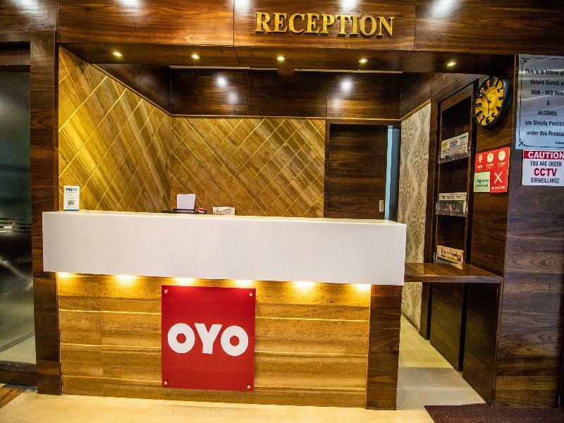 Oyo Imax Inn Near Charminar Hyderabad Exterior foto